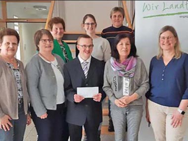 Landfrauen spenden an Wohngemeinschaften