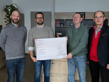 Spendenübergabe Planungsbüro Hiller
